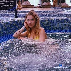 SashaGraces stripchat livecam performer profile