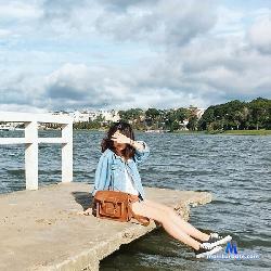 _Mollys stripchat livecam performer profile