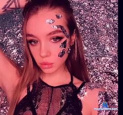 go_wendy_go stripchat livecam performer profile