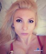 AmyLollipop stripchat livecam show performer room profile