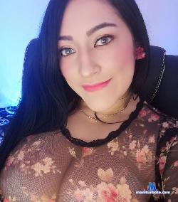 luna_throat stripchat livecam performer profile