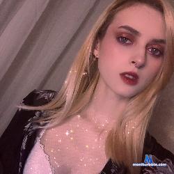 HiiDahlia stripchat livecam performer profile