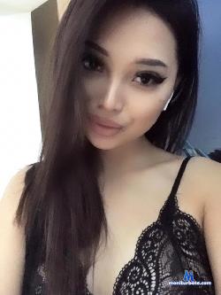 MellliQueen stripchat livecam performer profile