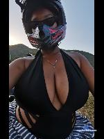 hugenaugtyboobs stripchat livecam show performer room profile