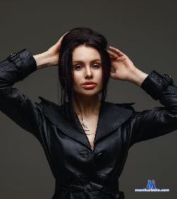 -Brilliant_Black- stripchat livecam performer profile