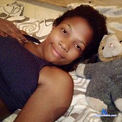KachyiahD stripchat livecam performer profile