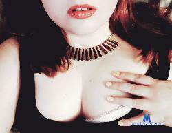 novemberqueen stripchat livecam performer profile