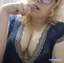 VivienneManara stripchat livecam performer profile