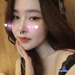 _Mika_Momo_ stripchat livecam performer profile