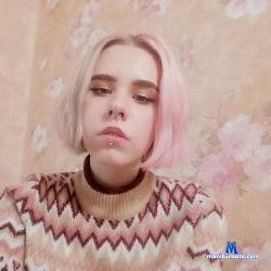 LissaAveme stripchat livecam performer profile