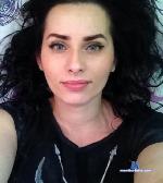 kikimilfy stripchat livecam show performer room profile