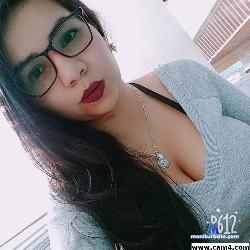 Titshuge_big stripchat livecam performer profile