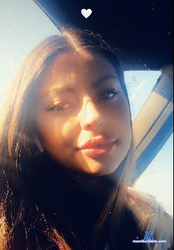 Cizida stripchat livecam performer profile