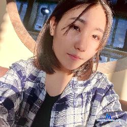 queenmio stripchat livecam performer profile