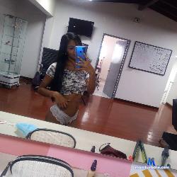 extrellafugaz stripchat livecam performer profile