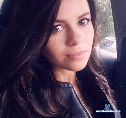 SmileMina stripchat livecam performer profile