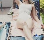 Ellieholt stripchat livecam show performer room profile