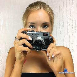 Milkyway_girl stripchat livecam performer profile