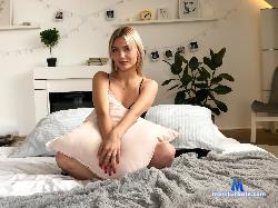 SophiNorman stripchat livecam performer profile