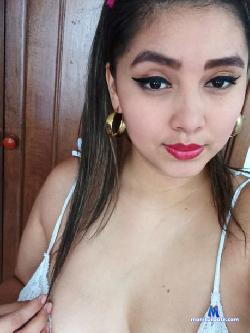 Karla_slavehot stripchat livecam performer profile