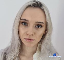 Alicesapphire stripchat livecam performer profile