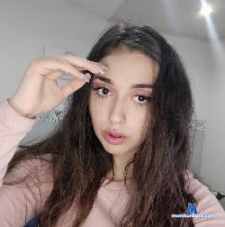 Miah_ast stripchat livecam performer profile