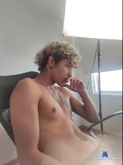 Cia_Joshua stripchat livecam performer profile