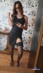 JuicyGlam stripchat livecam show performer room profile