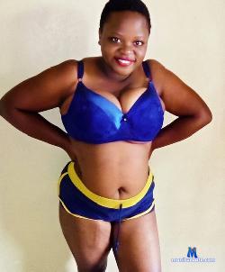 Suzzet stripchat livecam performer profile