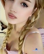 Veronya stripchat livecam show performer room profile