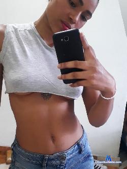 lilly_wood stripchat livecam performer profile