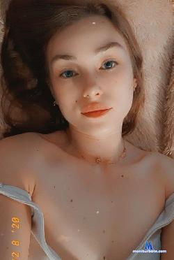 Rose_Blondy stripchat livecam performer profile