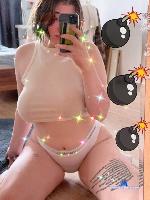 Vivian_Bombing stripchat livecam show performer room profile
