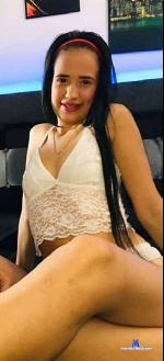 Dulce_22 stripchat livecam show performer room profile