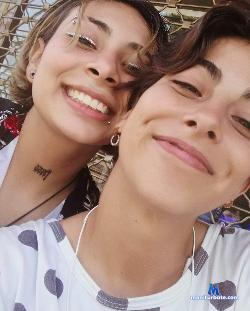 MOLLY_AND_ANNIE stripchat livecam performer profile