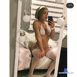 Mia_Sans_Rs stripchat livecam performer profile