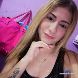 caroline_crisbell stripchat livecam performer profile