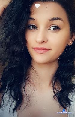 Smallgirls19 stripchat livecam performer profile