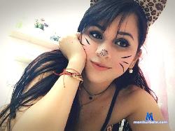 stars__luna stripchat livecam performer profile