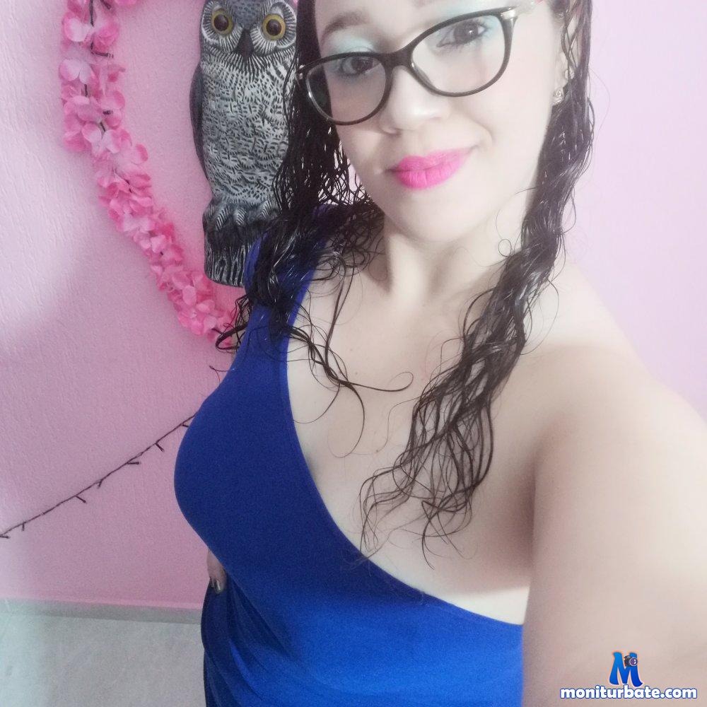 pearlwhite_ Stripchat performer tag Language Spanish Speaking girls age Young ethnicity Latino do Dance do Oil do Squirt do Fingering specifics Big Ass specific Shaven do Twerk do Sex Toys do Anal do Blowjob do Dildo do Deep Throat hair Color Black body Type Medium private Price Sixteen To Twenty Four small Audience auto Tag New private Price Eight