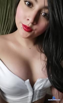 Daalilaacum stripchat livecam performer profile