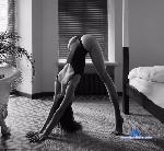 KiraReeves stripchat livecam show performer room profile