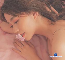 nanakiki stripchat livecam performer profile