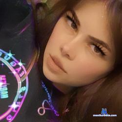 Mona_Kimm stripchat livecam performer profile