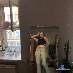 LaMiraBrown stripchat livecam performer profile