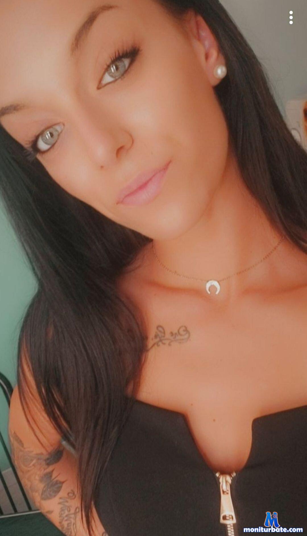 Nikiita343 Stripchat performer