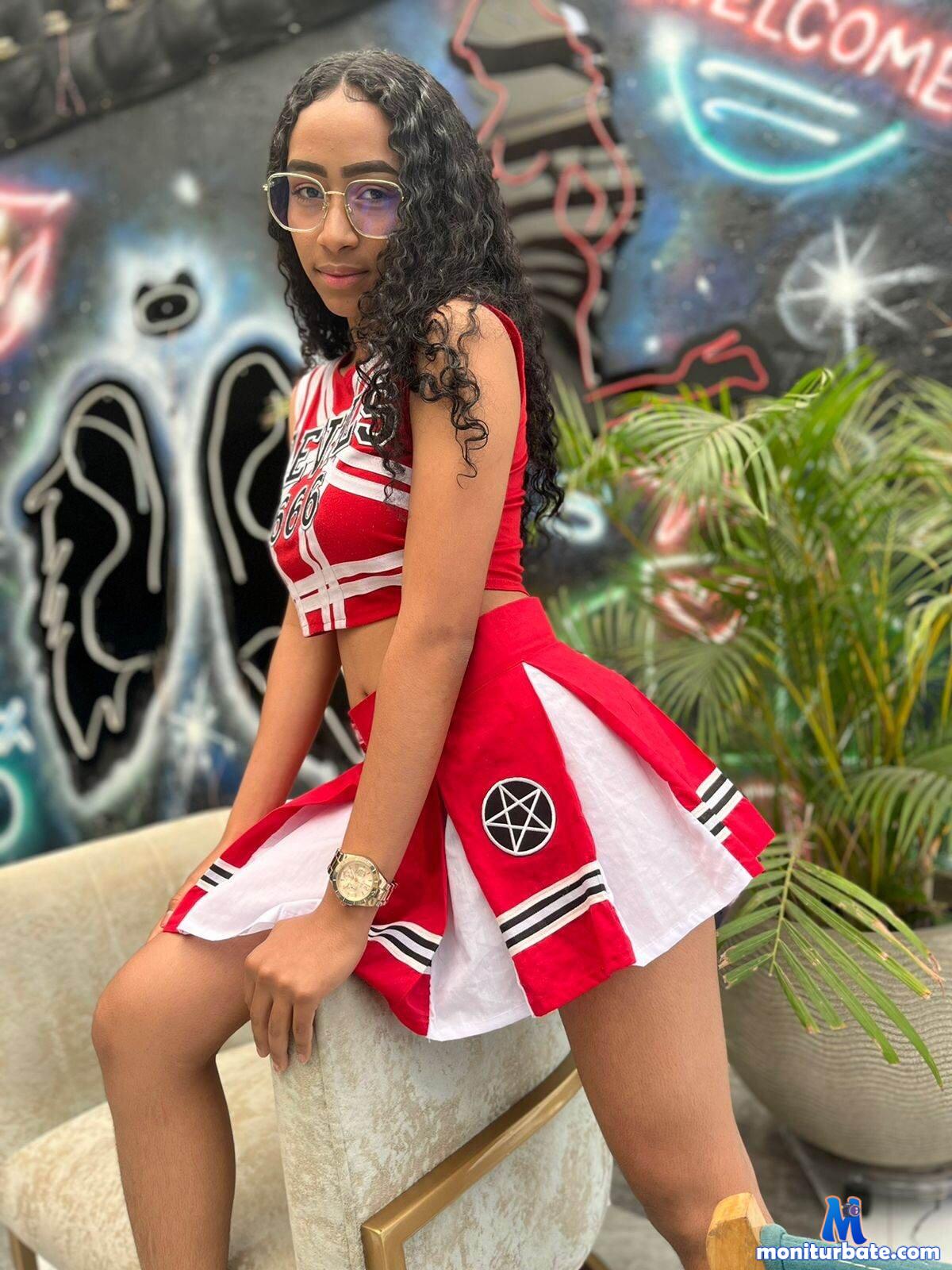 tiana_jheremy Stripchat performer