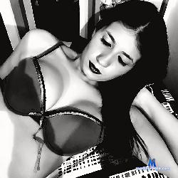 natha_stone stripchat livecam performer profile