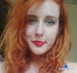 your_little_girl_888 stripchat livecam performer profile