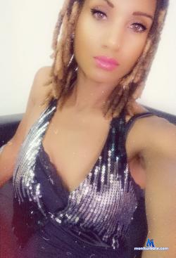 Aurianna stripchat livecam performer profile